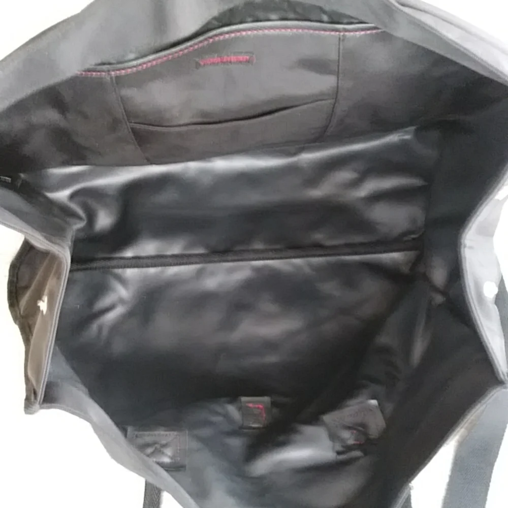 Victoria's Secret Expandable Weekender Overnight Getaway Bag FLAW - Picture 9 of 16